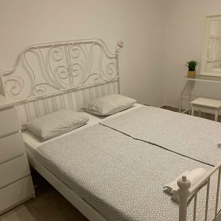 Lux Pag Appartement *