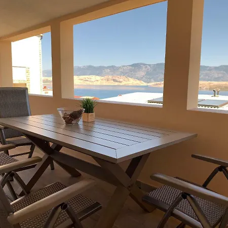 Lux Pag Apartmán Pag Town