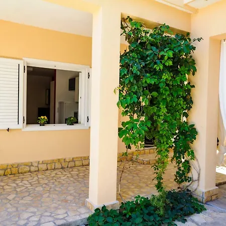 Lux Pag Apartmán Pag Town